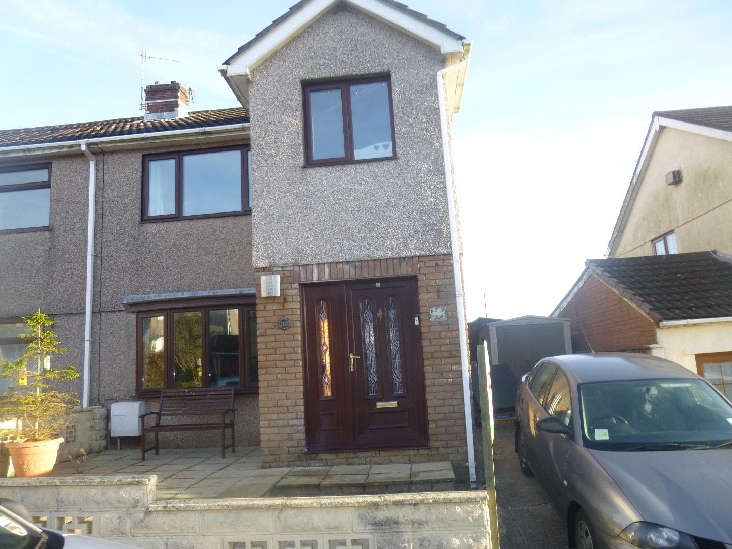 32 Dythel Park, Pen Y Mynydd, Llanelli, Carmarthenshire 32 Dythel Park, Pen Y Mynydd, Llanelli, Carmarthenshire